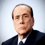 News Milan, Berlusconi rassicura sul closing: i tifosi, 'Noi ci siamo e vi osserviamo'