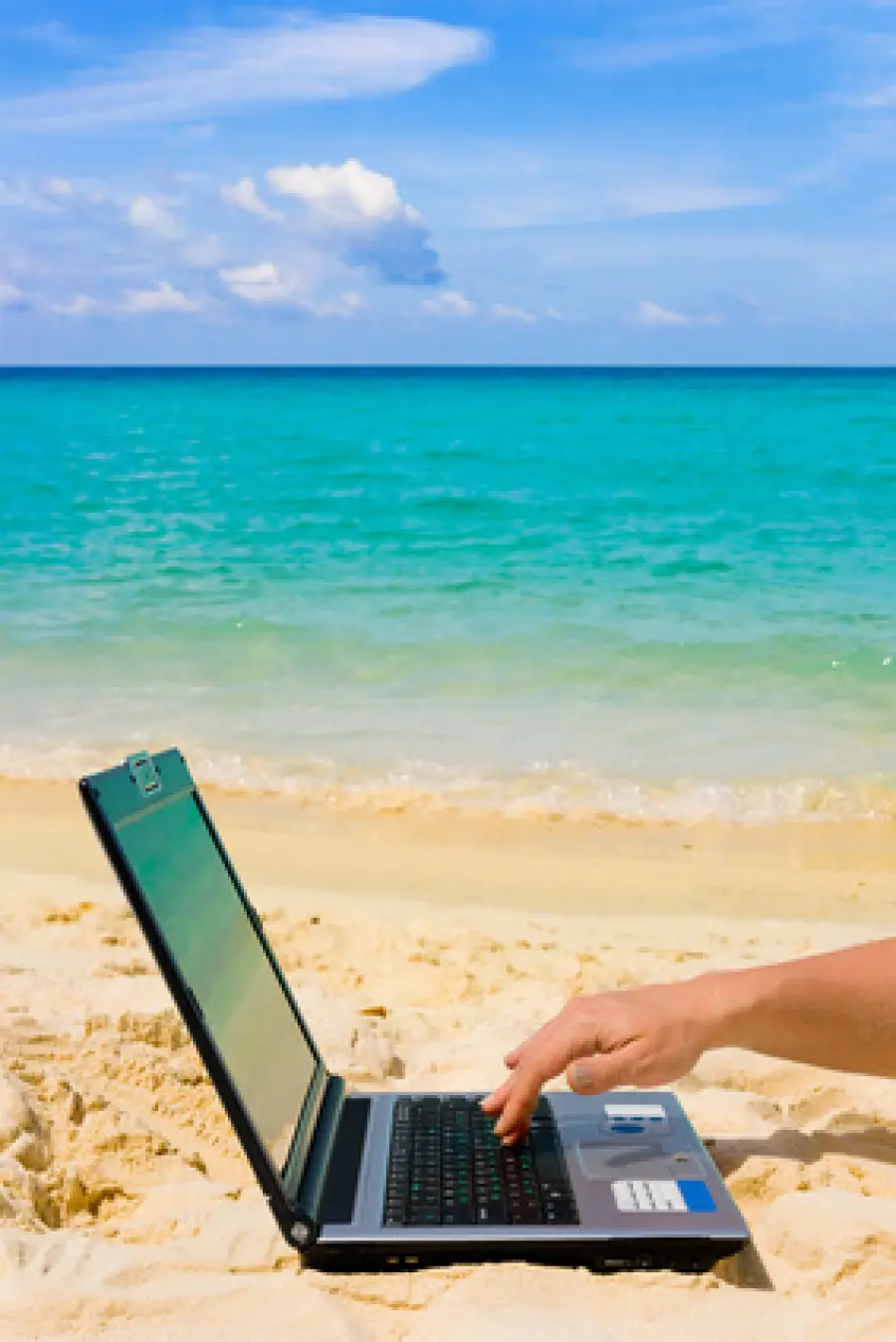 Risparmiare per prenotare una vacanza: 6 consigli