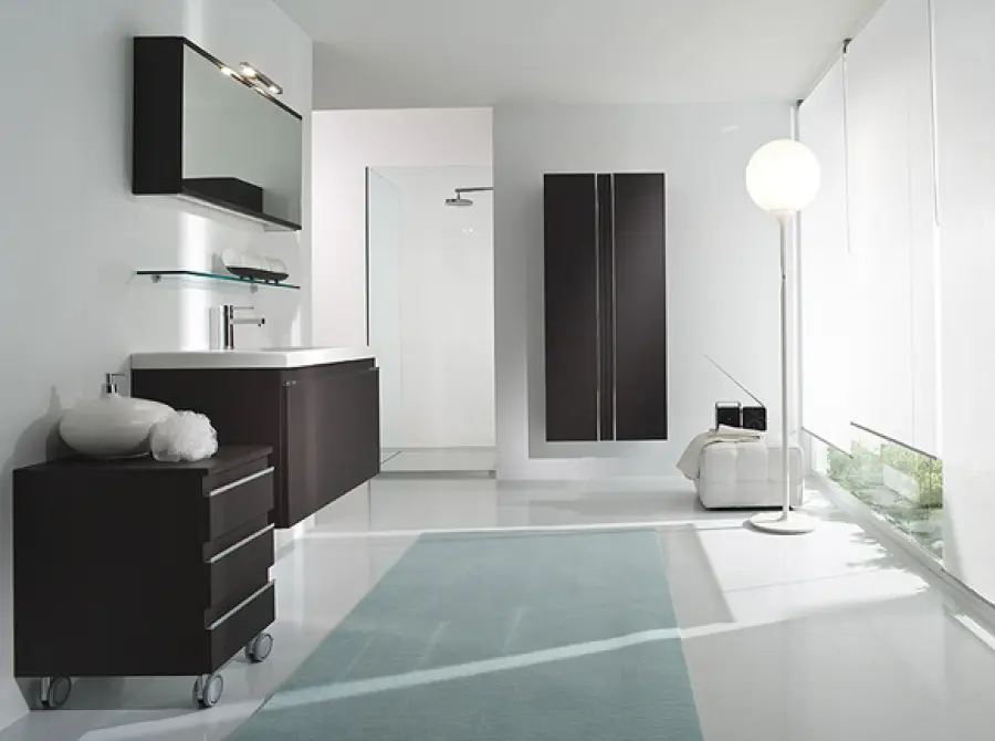 Accessori per il bagno: in commercio diverse tipologie e forme