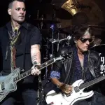 Ricoverato Joe Perry, chitarrista degli Aerosmith: ha avuto un malore sul palco