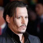 Johnny Depp accusato di maltrattamenti dalla moglie