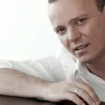 Gigi D'Alessio lascia la Siae e firma un contratto con Soundreef