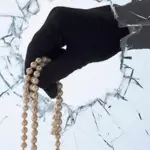 Frosinone, Rapinatore incastrato dal suo biglietto d'auguri