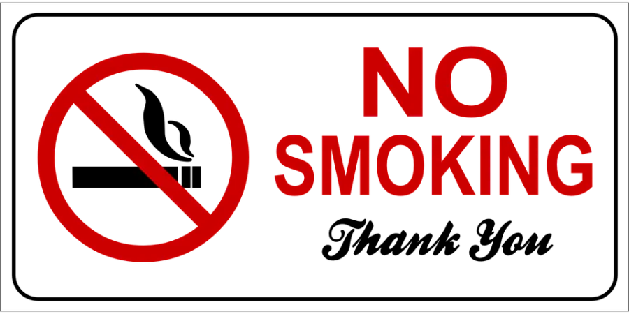 Stretta sul fumo con nuovi divieti in Europa, auto diventa off limits