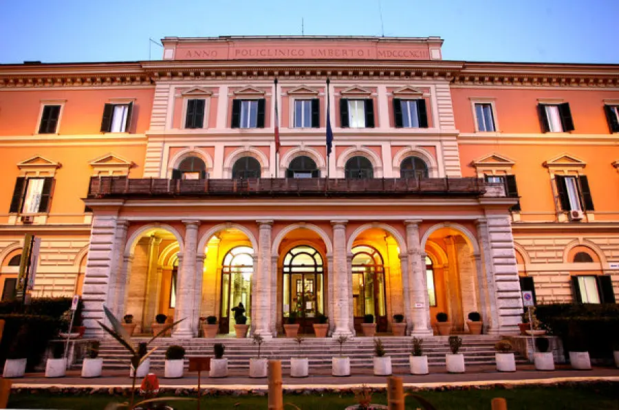 Frosinone, oggi autopsia di Debora. Migliora la ragazza ferita