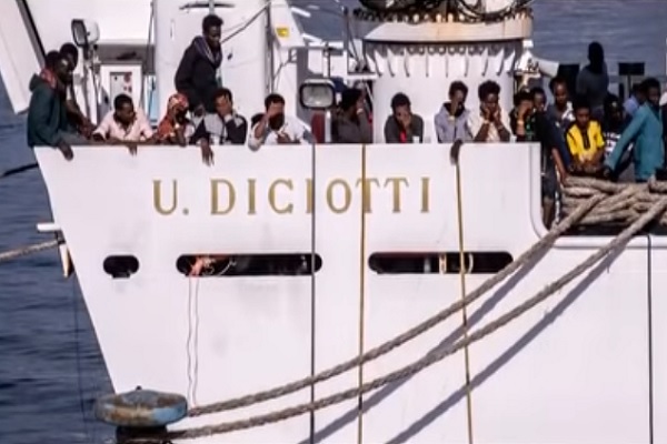 M5S lancia votazione online sul caso Diciotti, data e orario