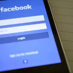 Facebook, sempre più governi voglio informazioni sugli utenti