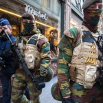 Bruxelles: blitz antiterrorismo, feriti 4 agenti e morto un terrorista
