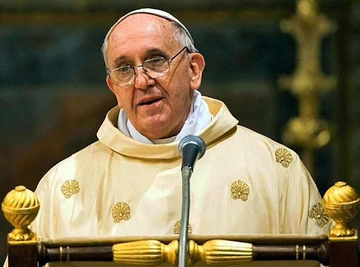 Papa Francesco apre al diaconato femminile con una Commissione di studio