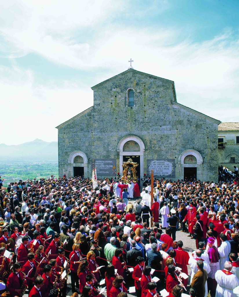 Ferentino, si rinnova la tradizione di Sant'Ambrogio Martire