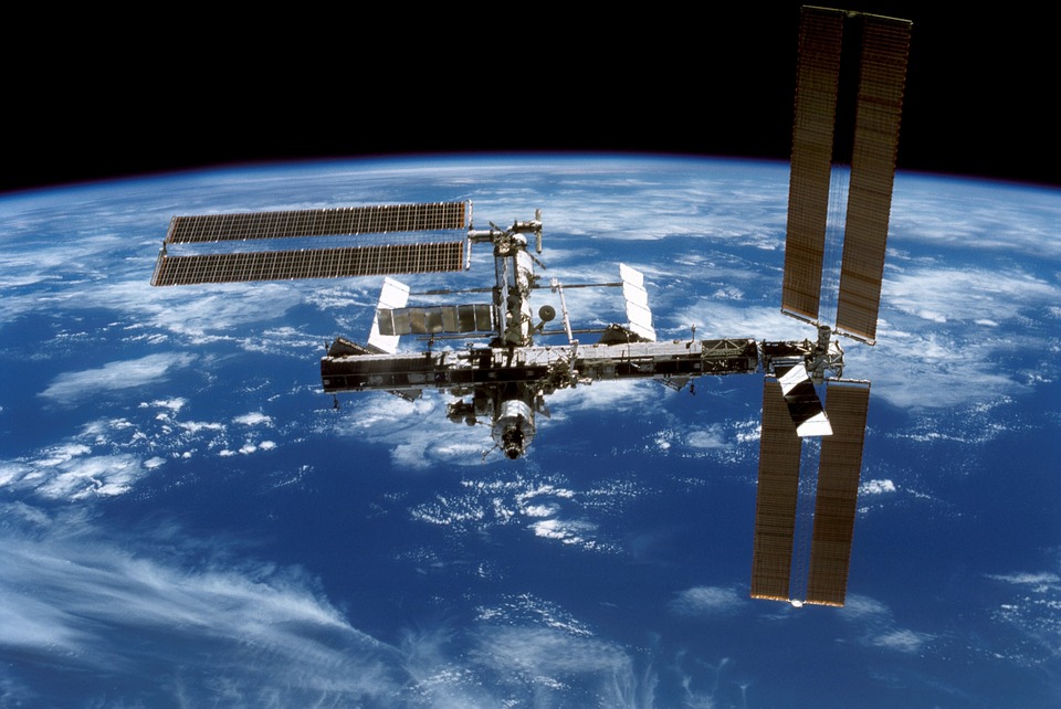 Facebook in diretta streaming dalla Terra alla Stazione Spaziale Internazionale