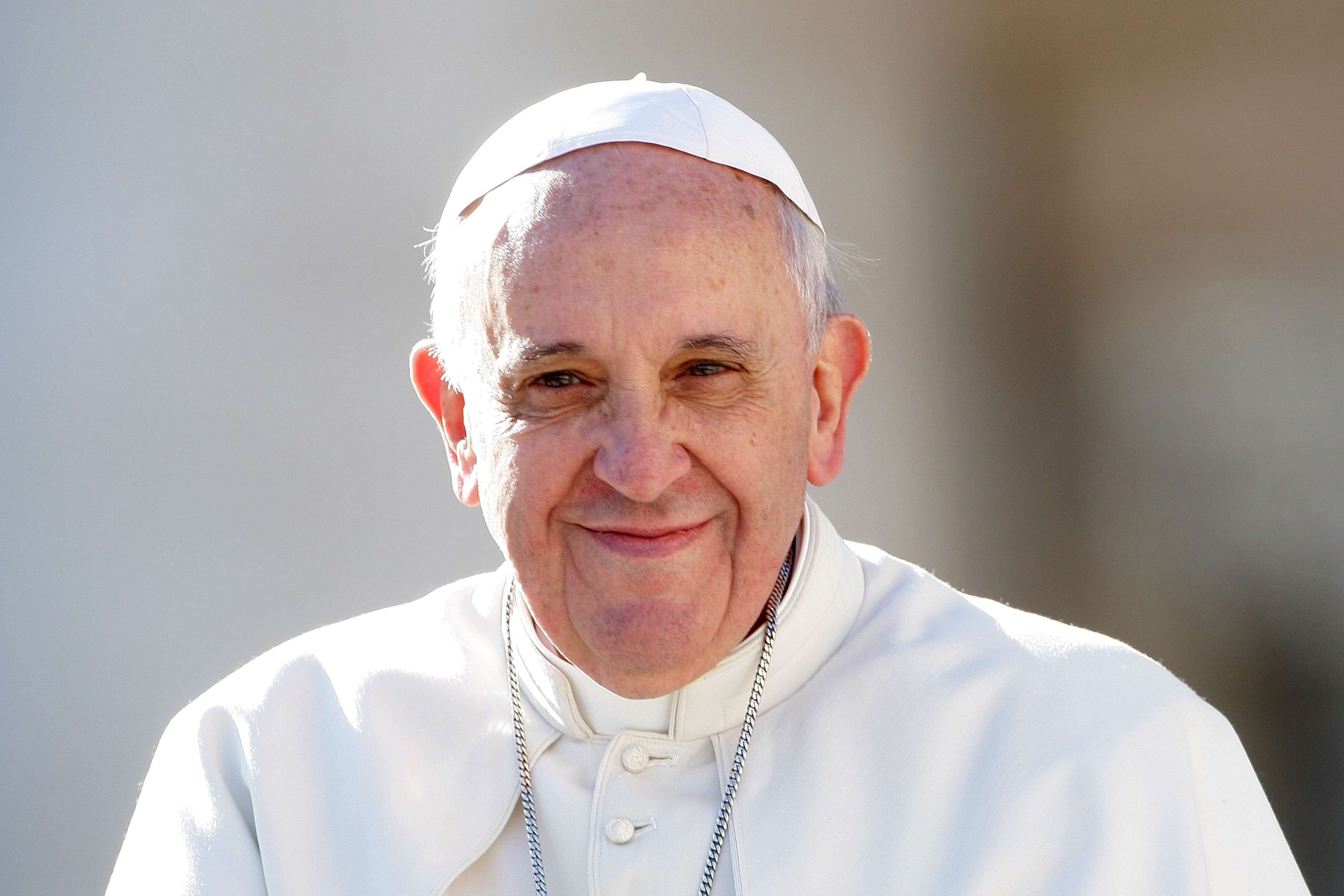 Scomunica Gallinaro, i seguaci reagiscono... "scomunicando" Papa Francesco